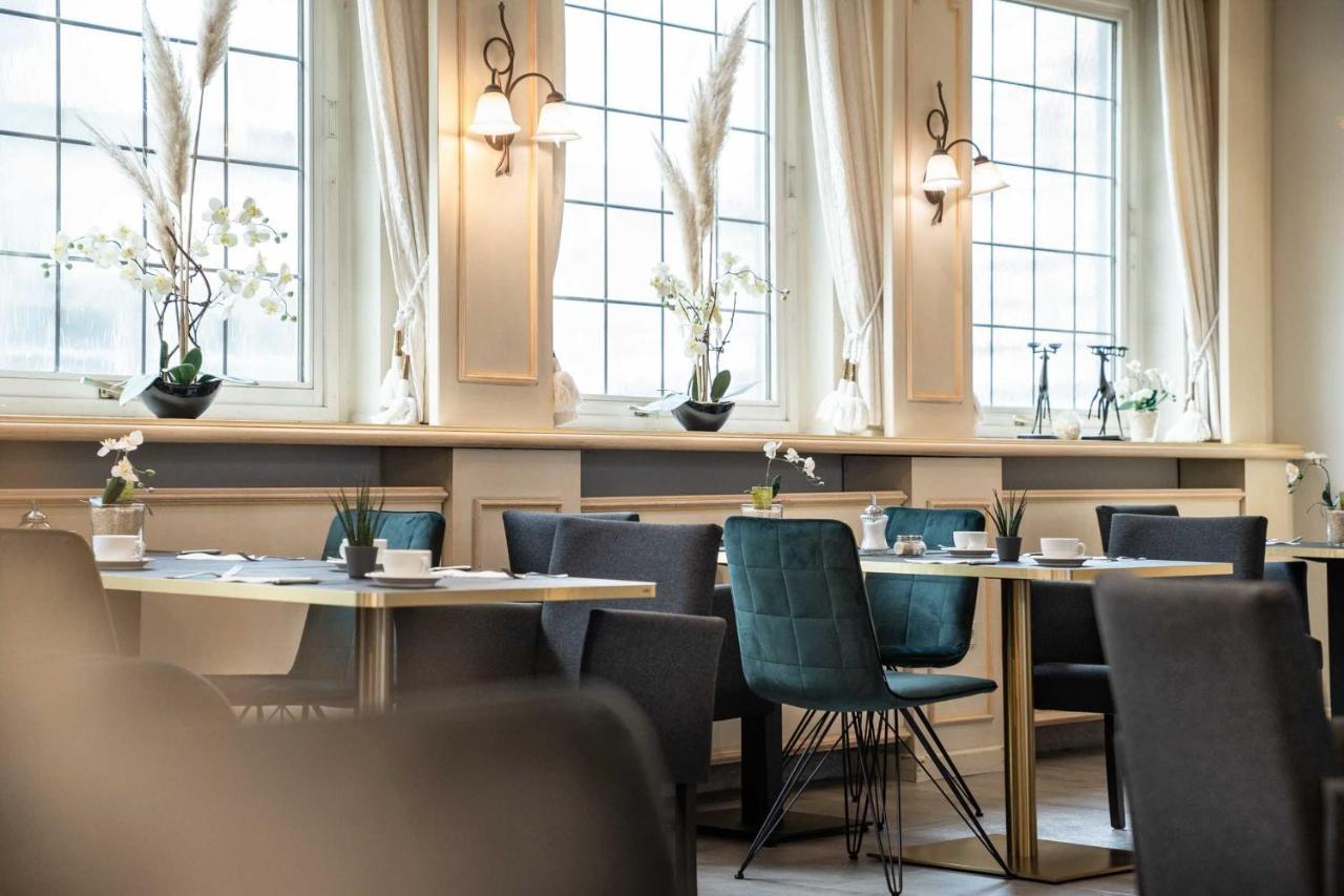 Flair Hotel Vier Jahreszeiten บัดอูราค ภายนอก รูปภาพ