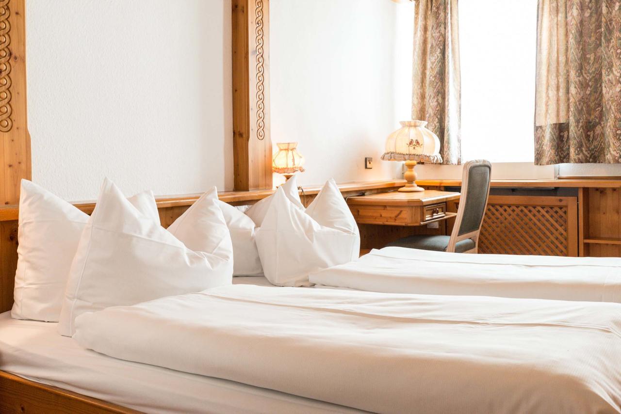 Flair Hotel Vier Jahreszeiten บัดอูราค ภายนอก รูปภาพ